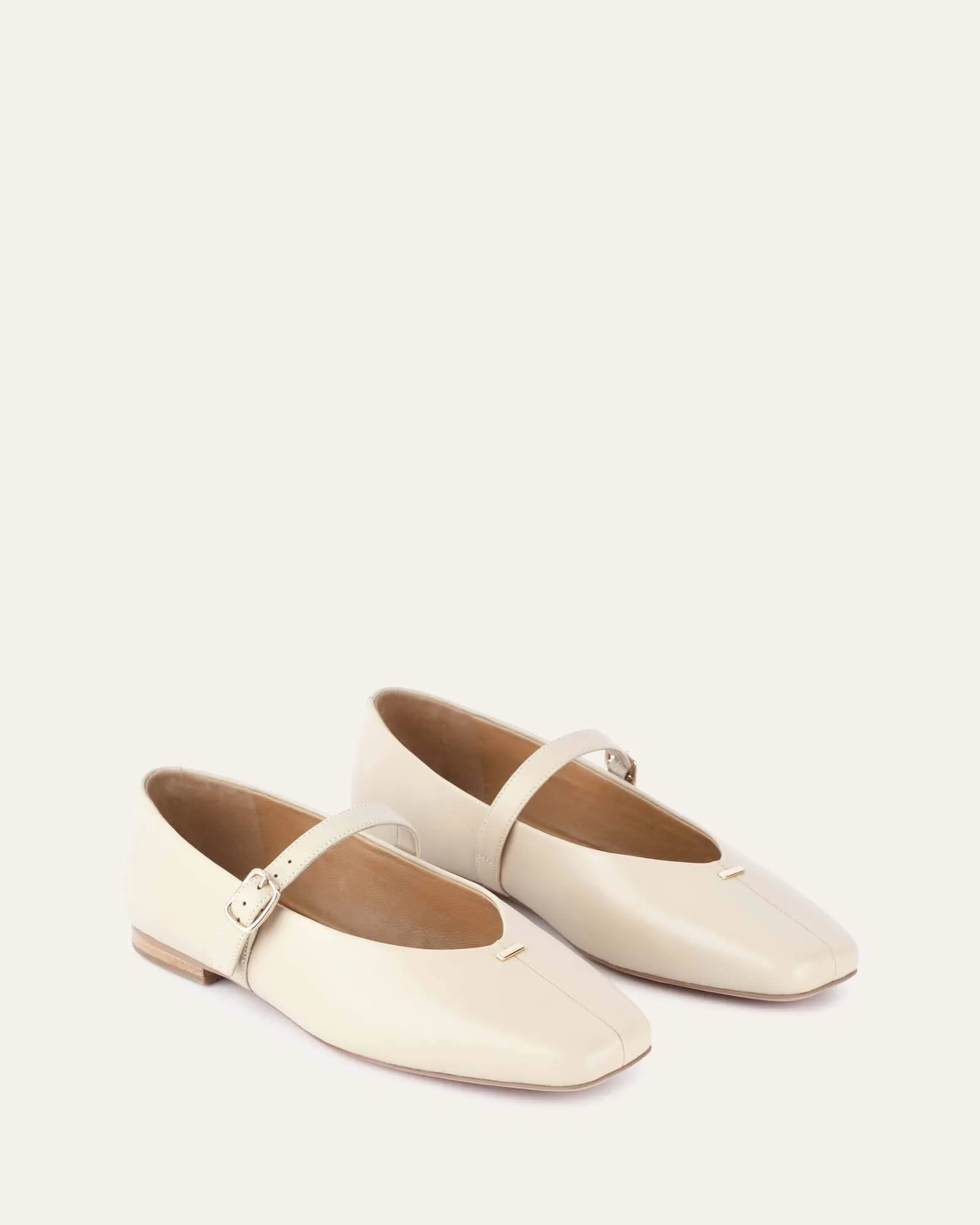 APRIL CASUAL FLATS SAND LEATHER
