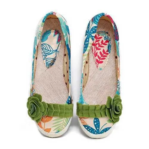 Casual Stylish Female Flats With Flower Print