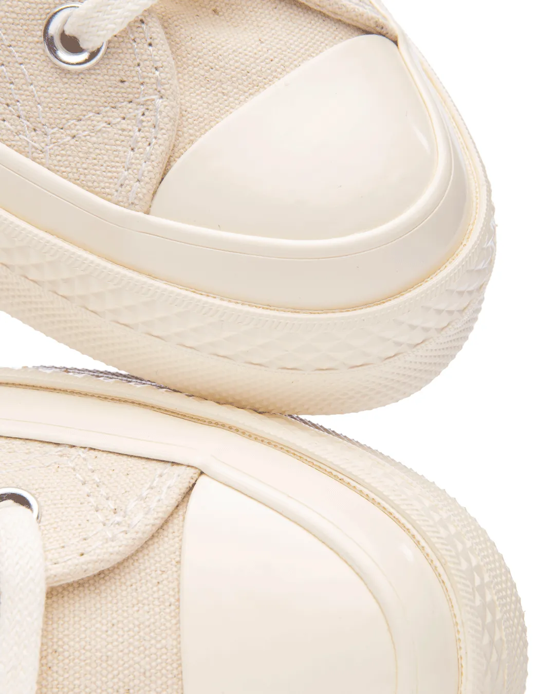 Chuck 70 OX Vintage Canvas Natural/Black/Egret