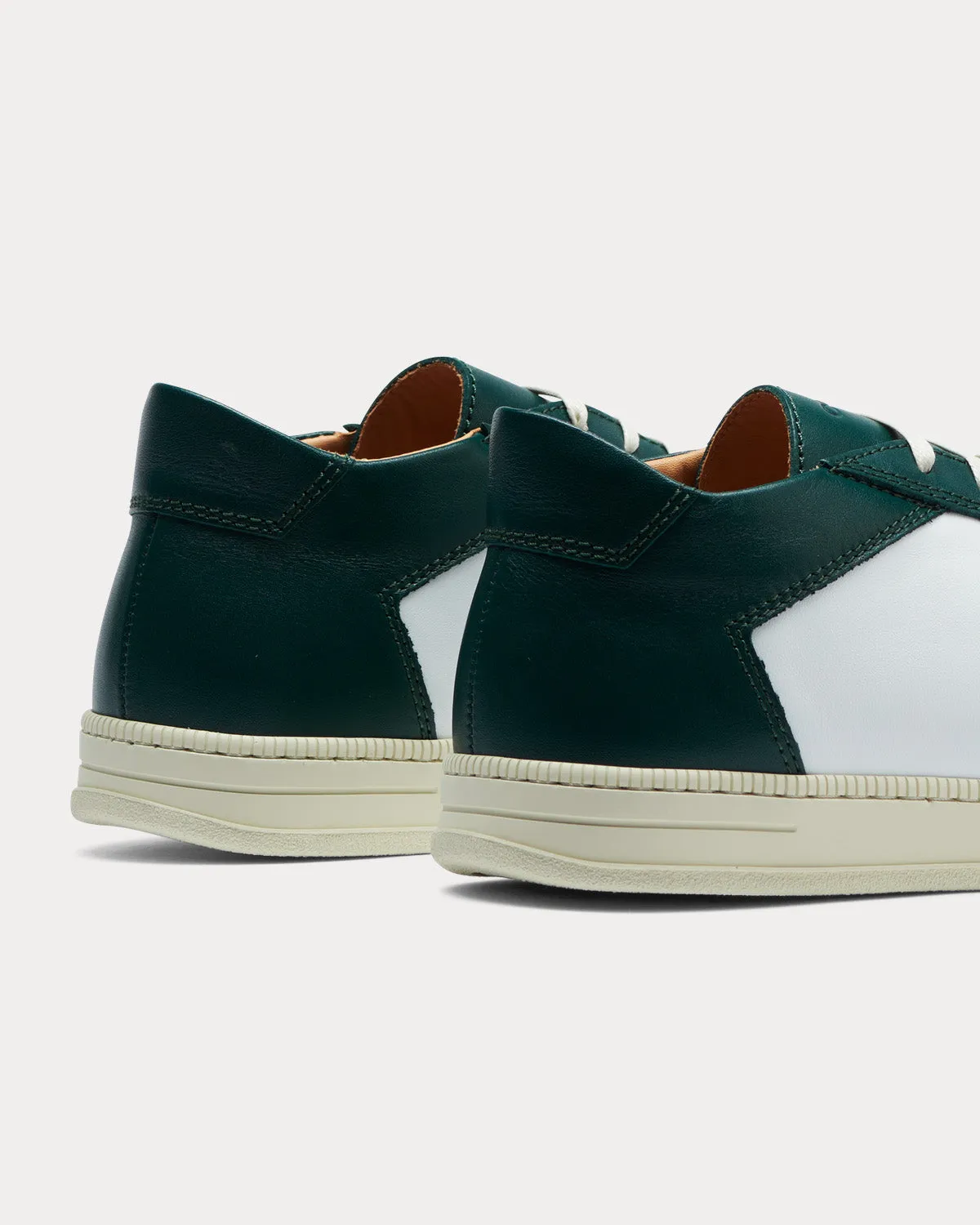 Cingo White / Bottle Green Low Top Sneakers