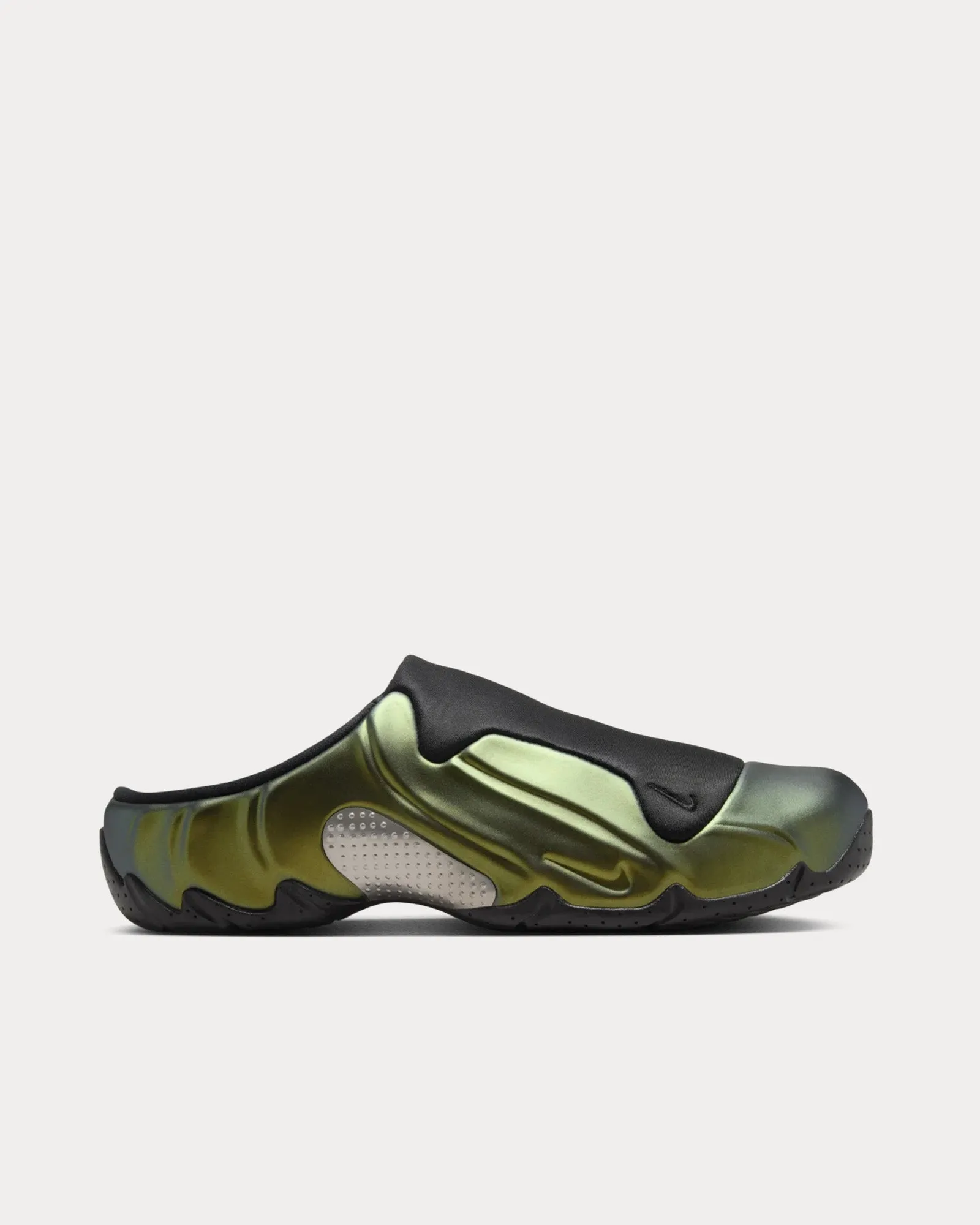 Clogposite Black / Metallic Gold Slip On Sneakers