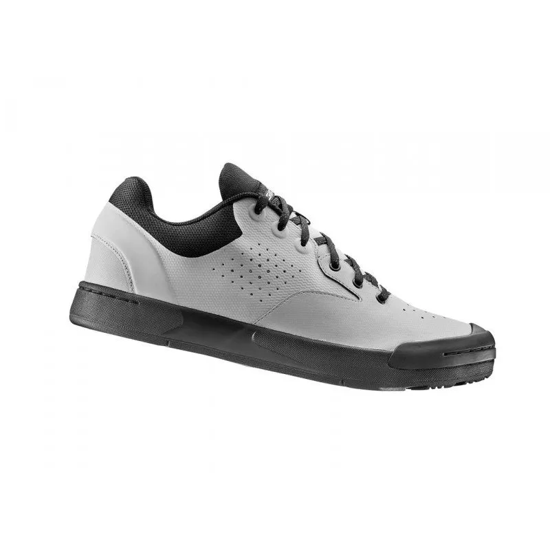 Giant Shuttle Flat Mountain Bike Shoe — SALE