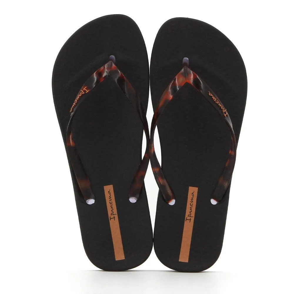 Ipanema Leopard Print Thong Strap Sandals - Black