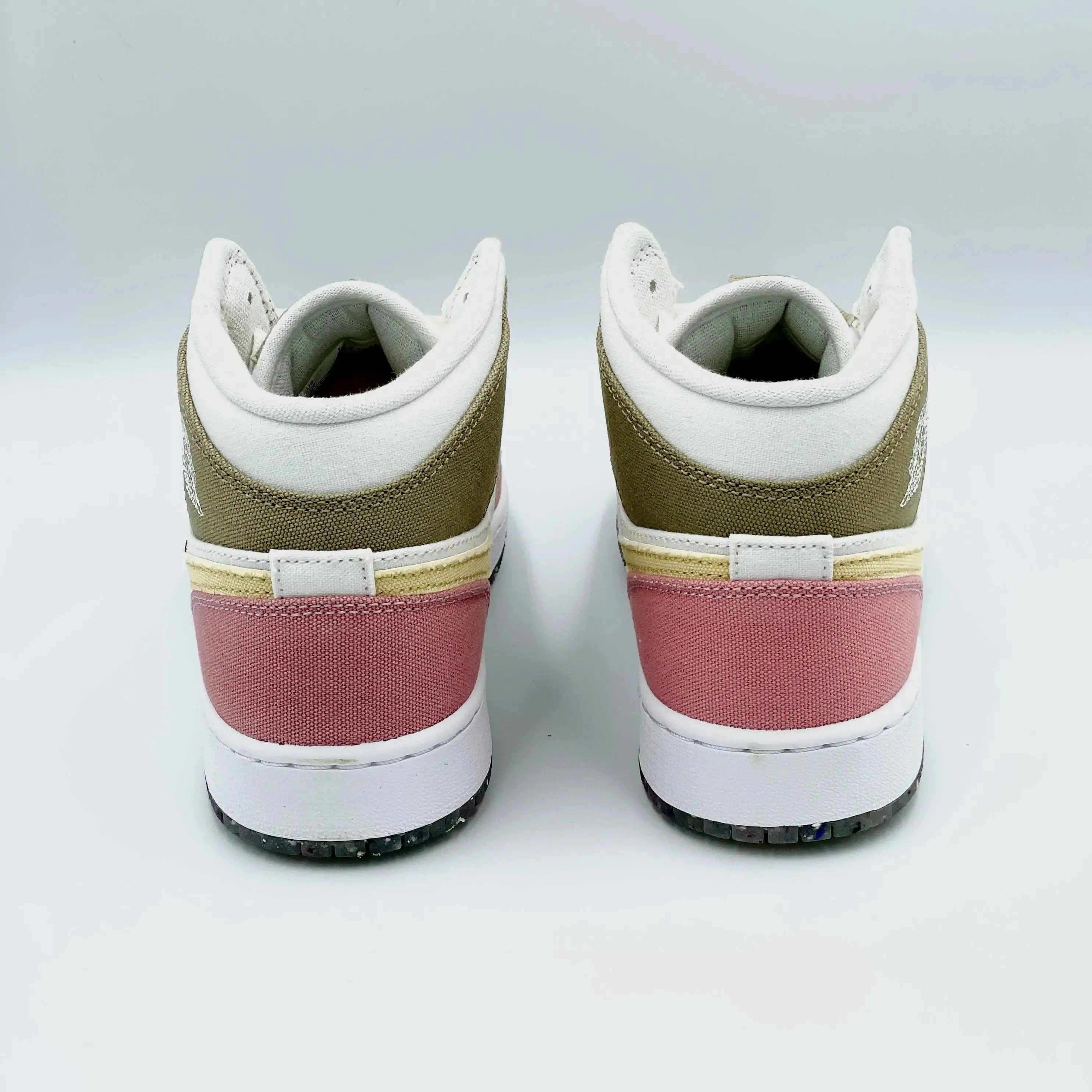 Jordan 1 Mid SE Pastel Vivid Green Grind (GS)
