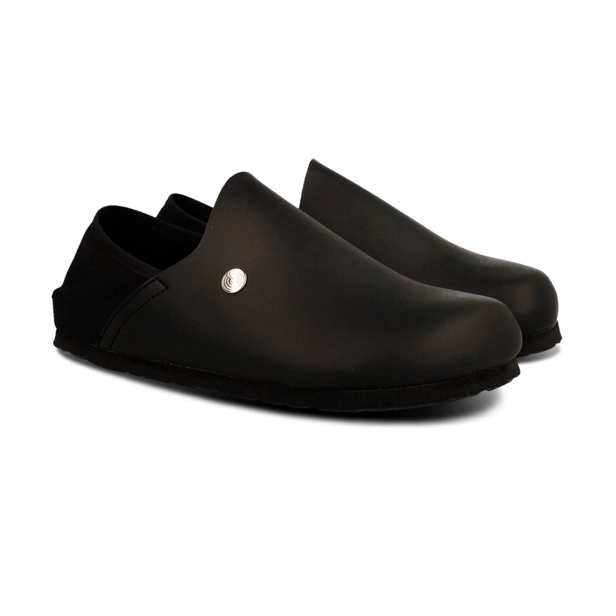 Kipnuk Black Leather Slip On