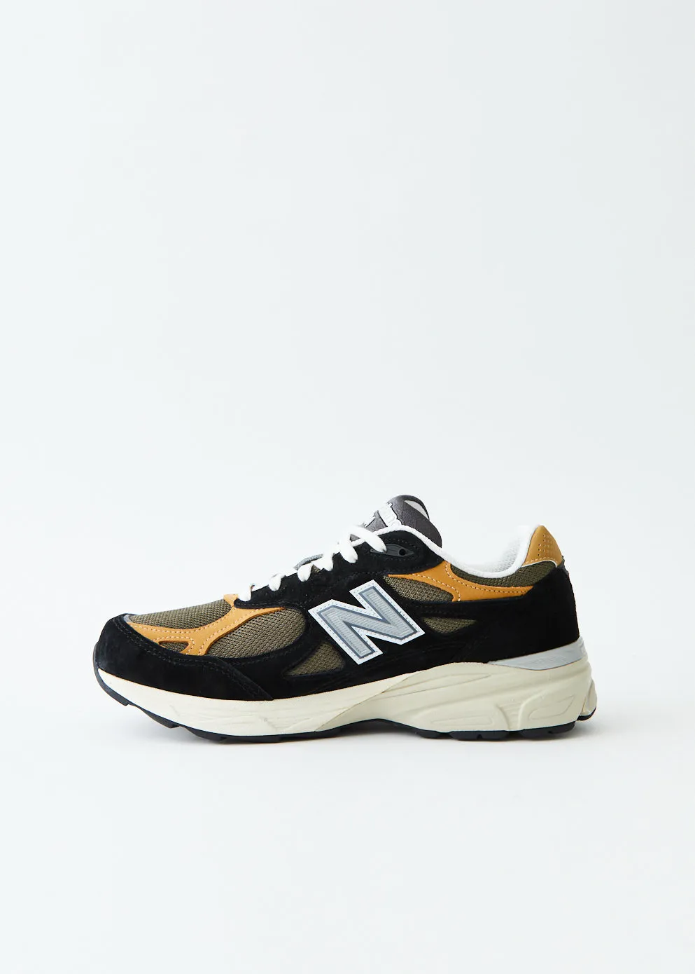MADE in USA 992v3 Sneakers