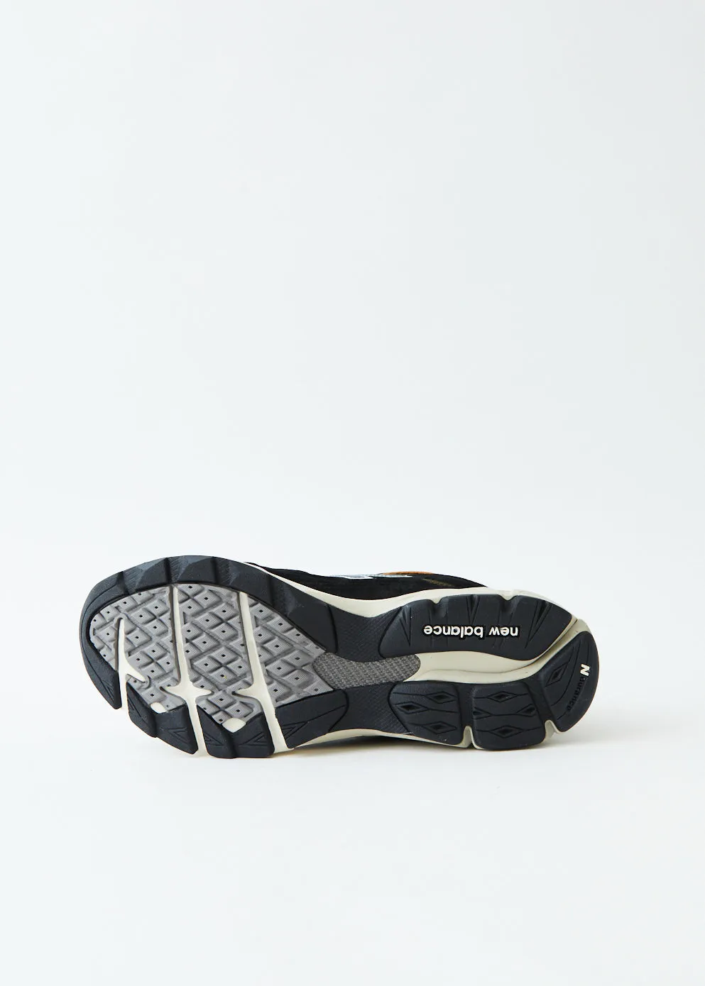MADE in USA 992v3 Sneakers