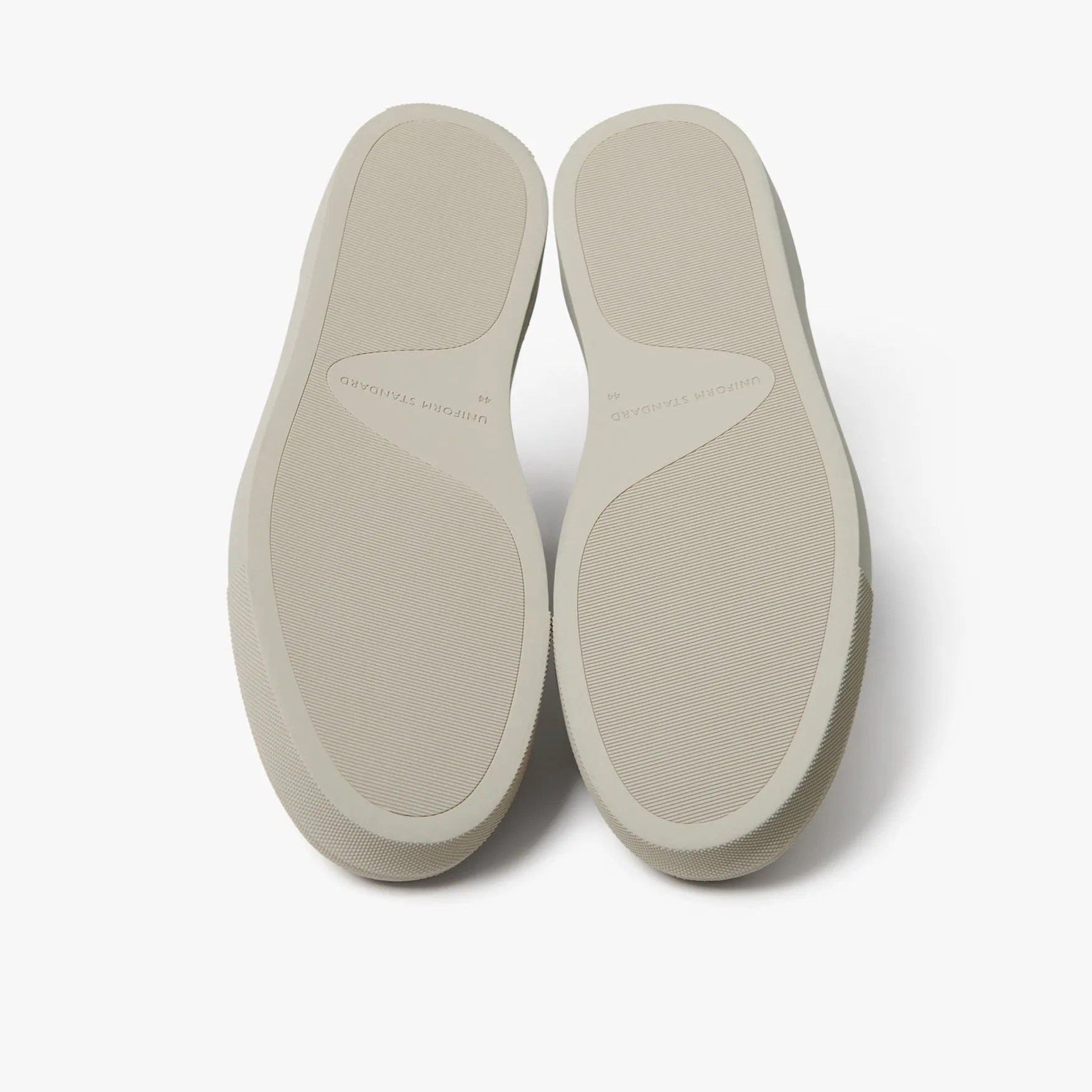 Series 6 Triple Oatmeal Nubuck Mens