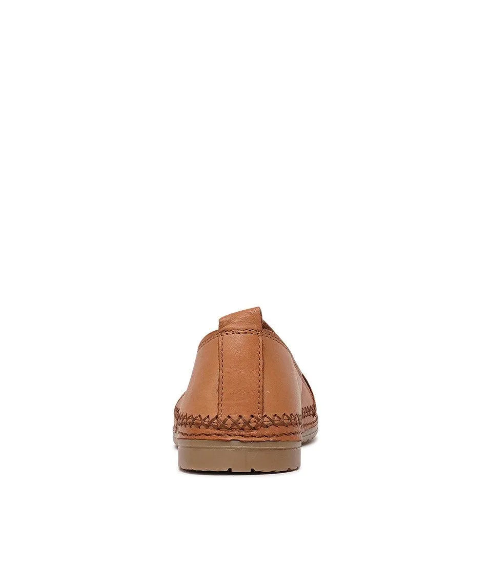 Siarra Coconut Leather Flats