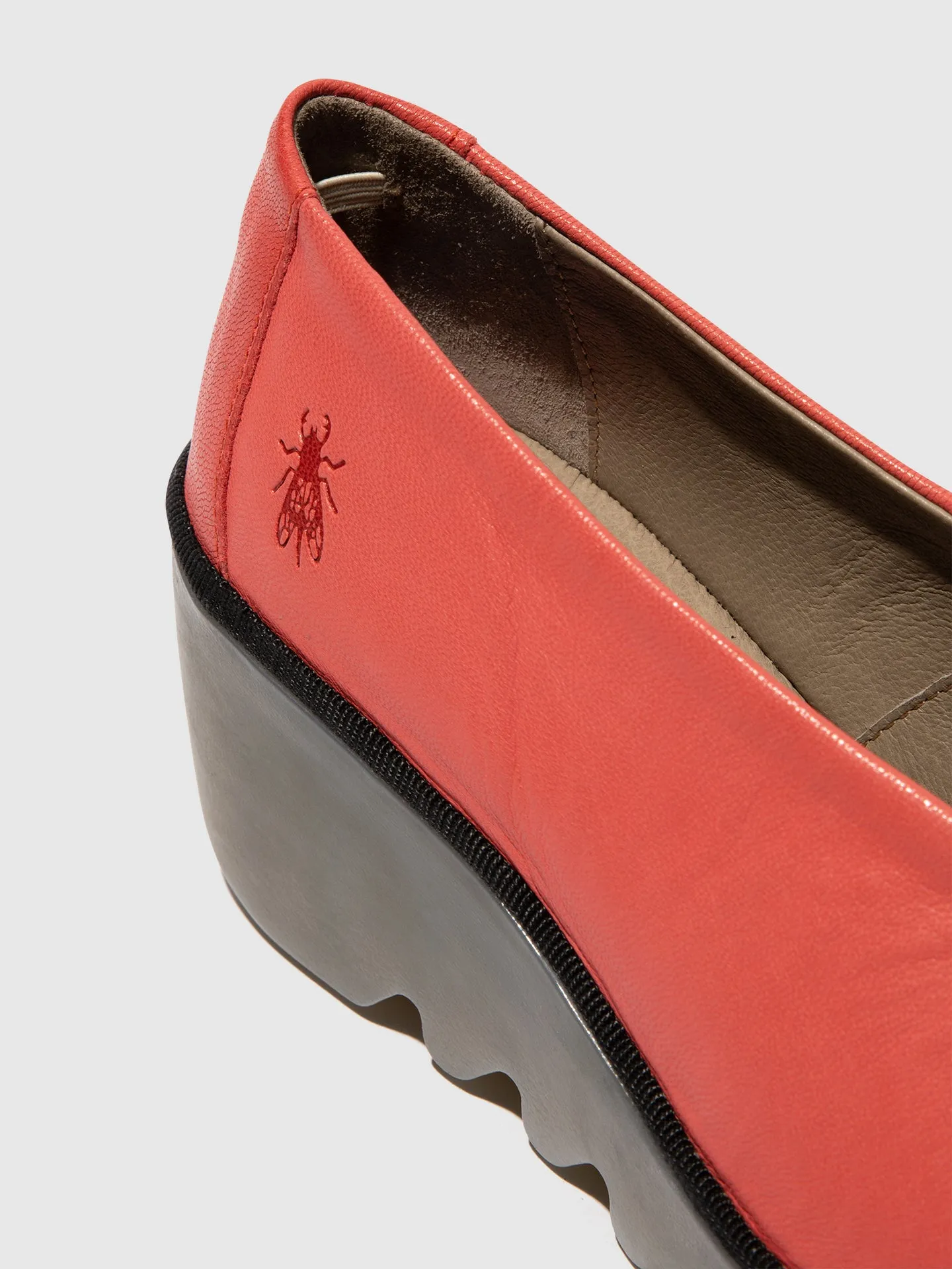 Slip-on Shoes BESO246FLY RASPBERRY
