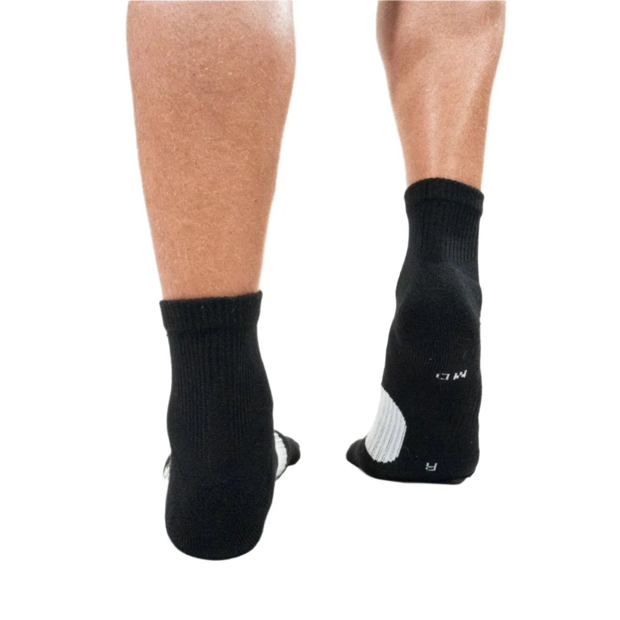 Ultra Move Quarter Crew Sock Unisex