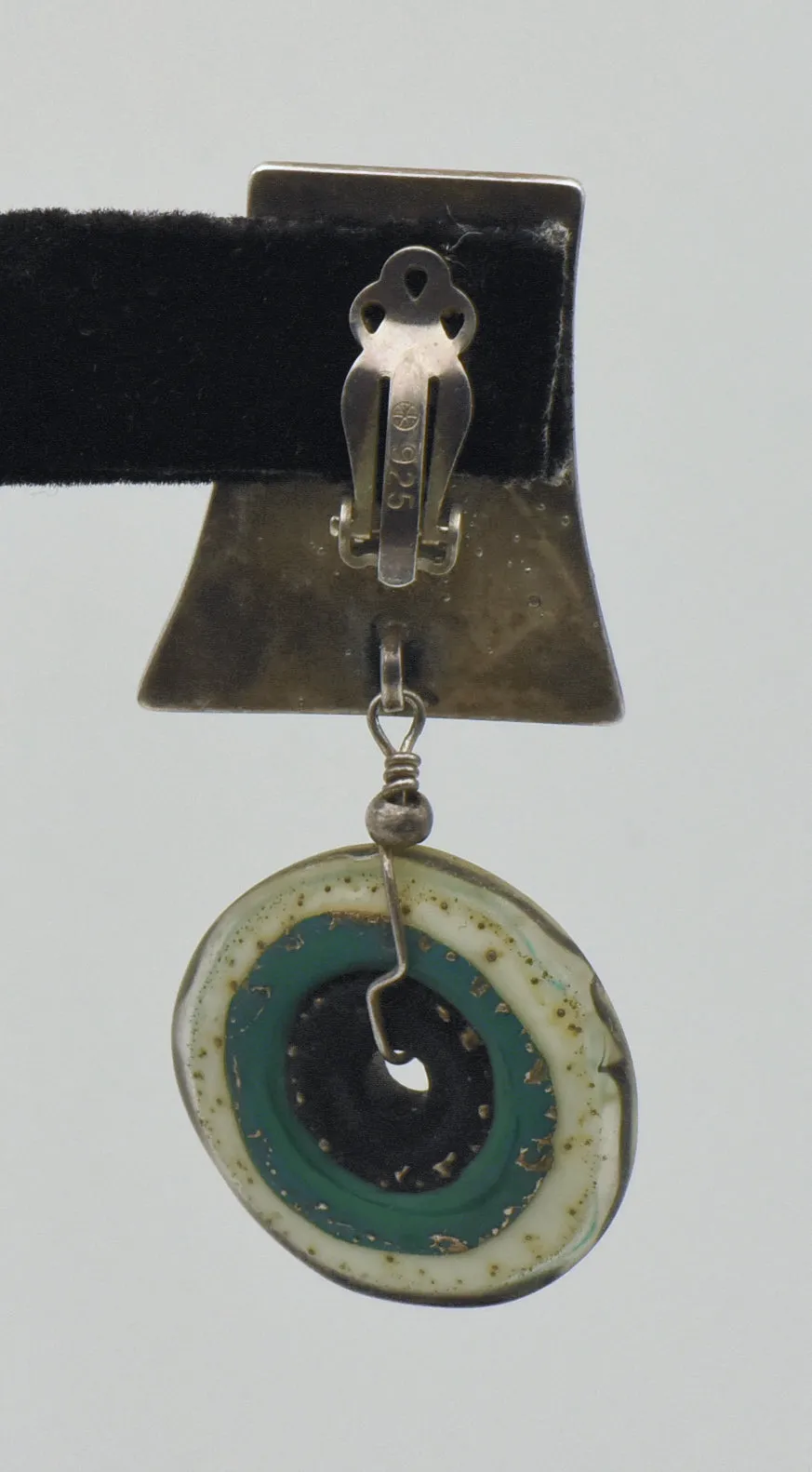 UNMATCHED Vintage Handmade Unusual Design Sterling Silver Clip-On Earring